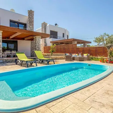Villa Dias Collection *